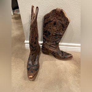Women’s corral boots